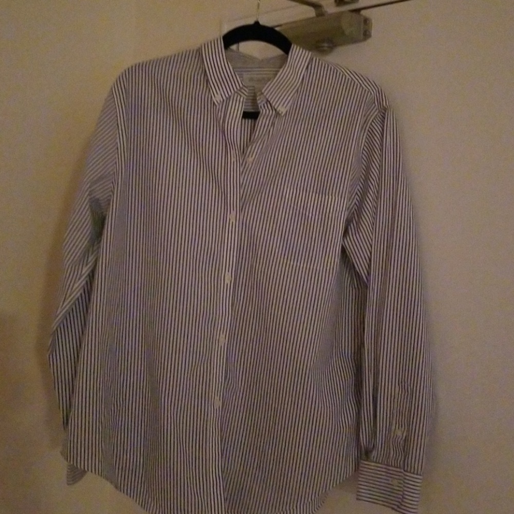 Butten down shirt